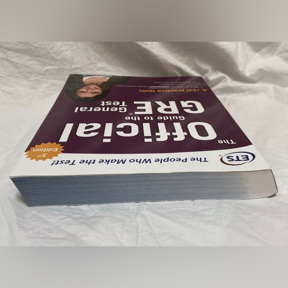 ETS- The Official Guide To The GRE General Test- 3rd Edition - Picture 4 of 9